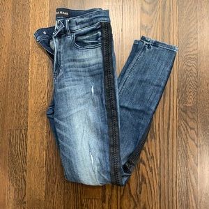 Express high rise ankle legging with black detailing down the sides